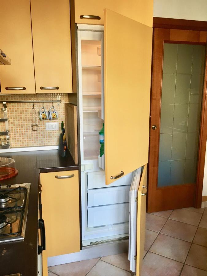 Casa Delfino - Appartamento Centro Storico A Due Passi Dalla Spiaggia & Mare, Porto & Ferrovia Civitavecchia Extérieur photo